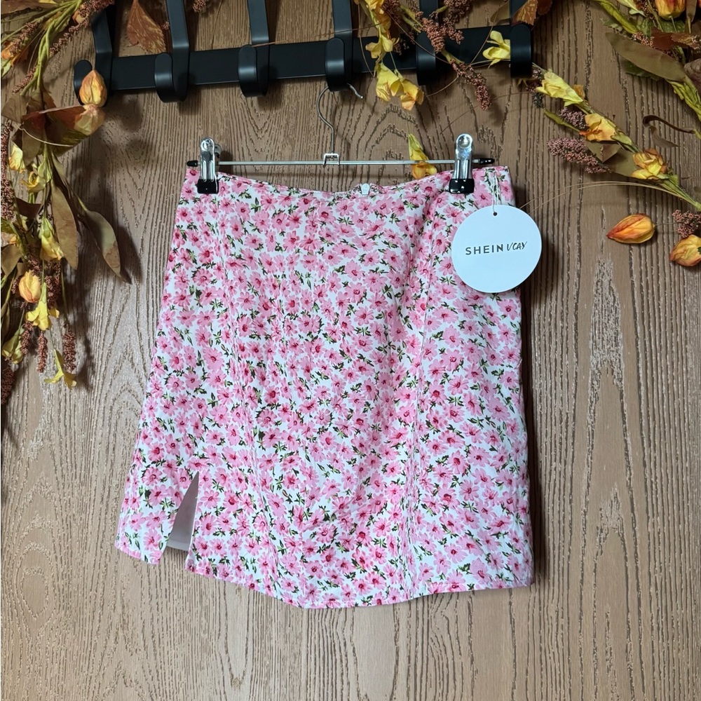 SHEIN Pink Floral Mini Skirt